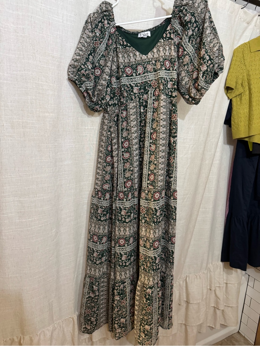 Green Floral Boho Maxi Dress with Puff Sleeves